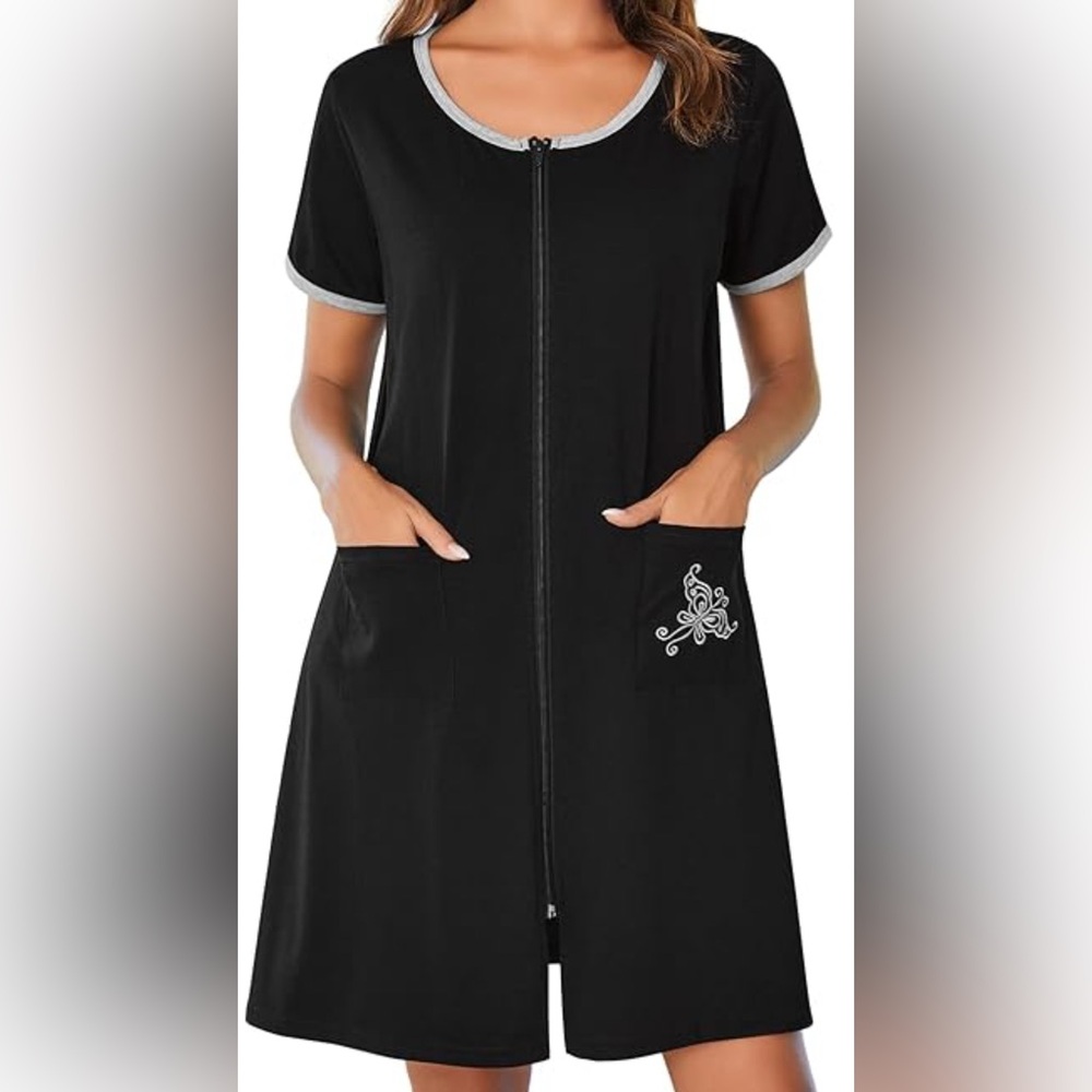 EKOUAER Size SMALL Elegant Black Zip-Up Sleepwear Robe with Pockets. NWT!